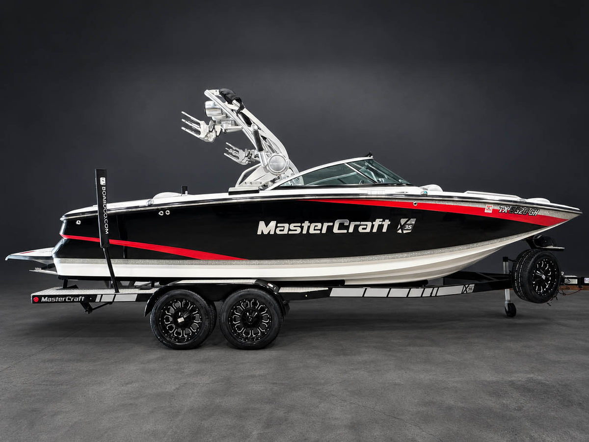 2014 Mastercraft X35 in BLACK w/ gray interior