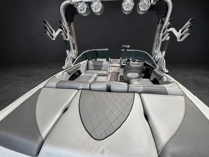 2014 Mastercraft X35 in BLACK w/ gray interior