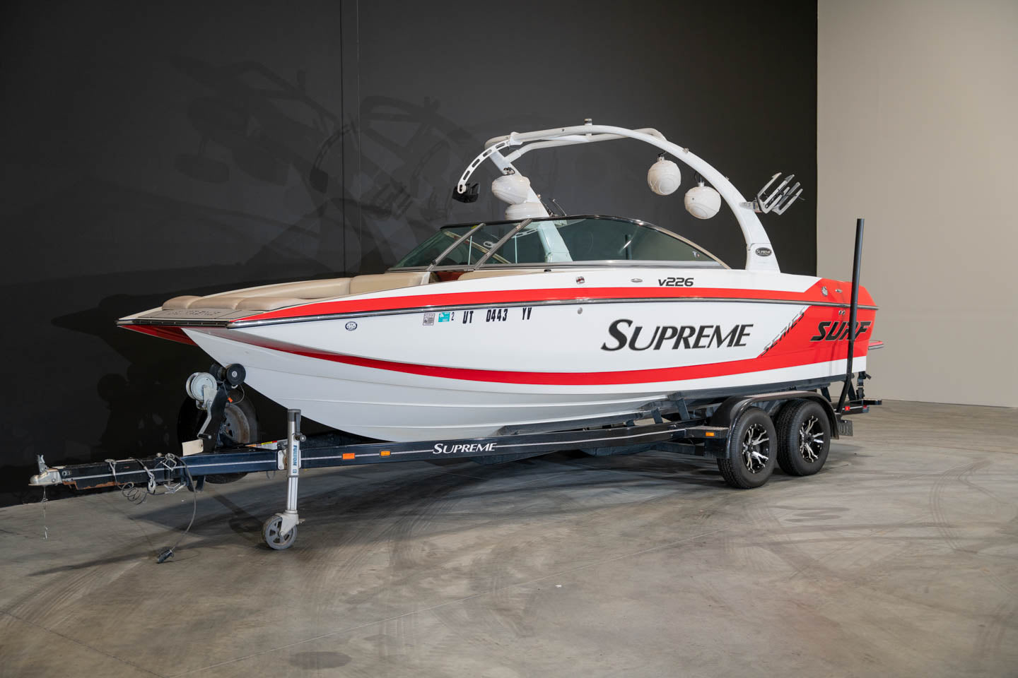 2014 Supreme V226 - BoardCo