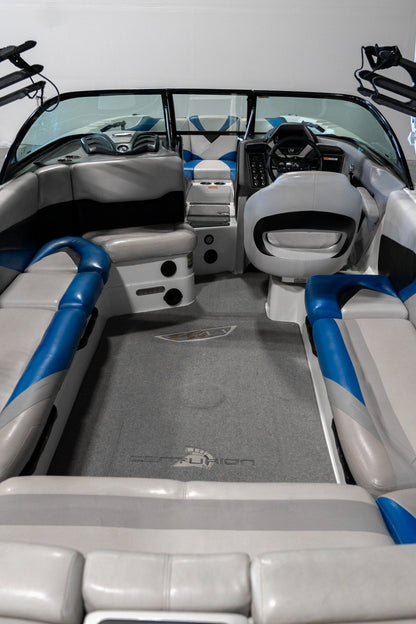 2015 Centurion FS44 - Canadian Blue Flake / White - BoardCo Boats