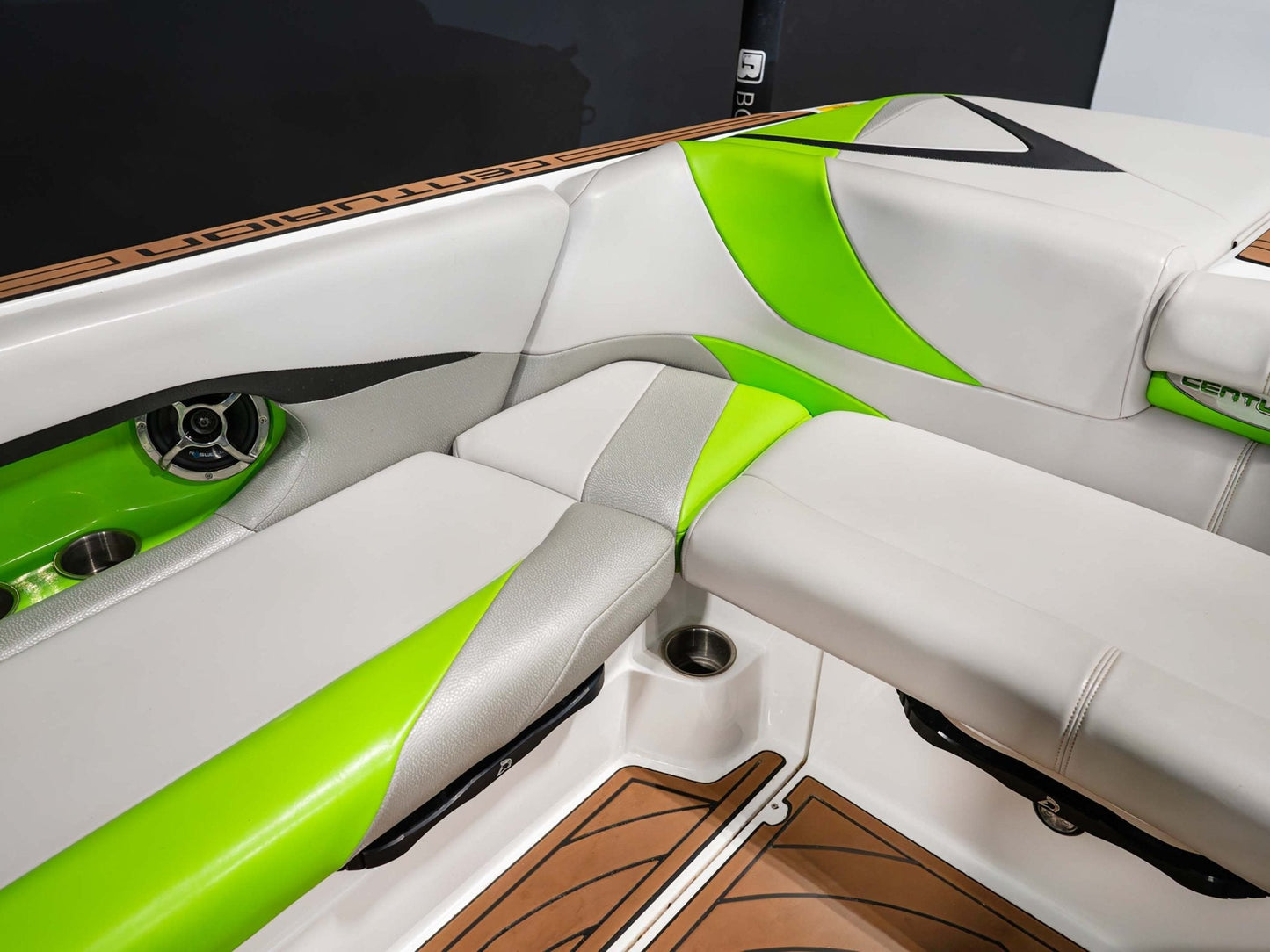 2015 Centurion FS44 - Margarita Green / Gunmetal Flake / Onyx Black - BoardCo Boats
