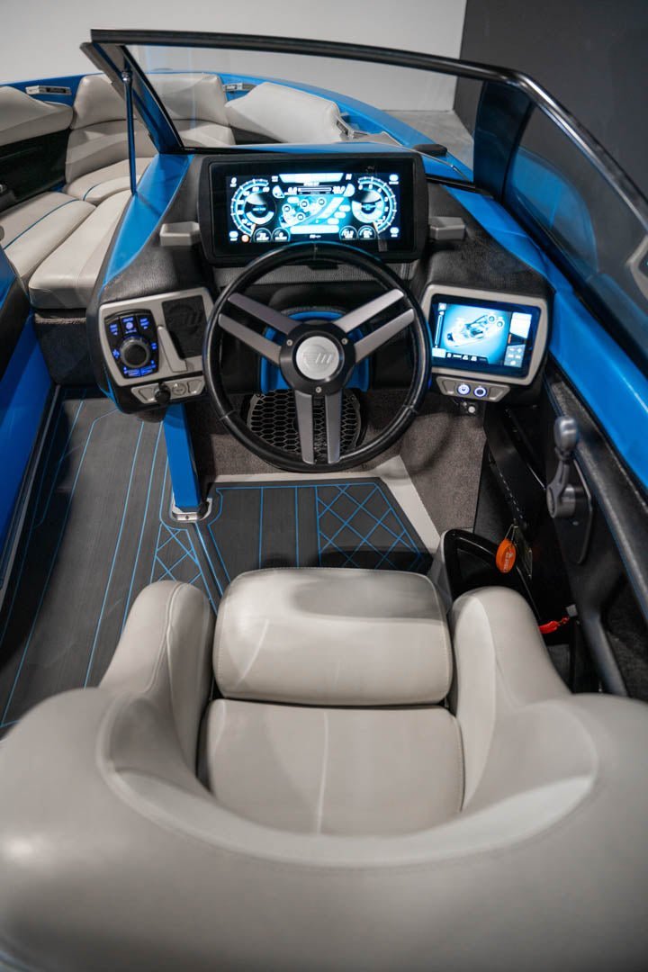 2015 Malibu 23LSV - BoardCo