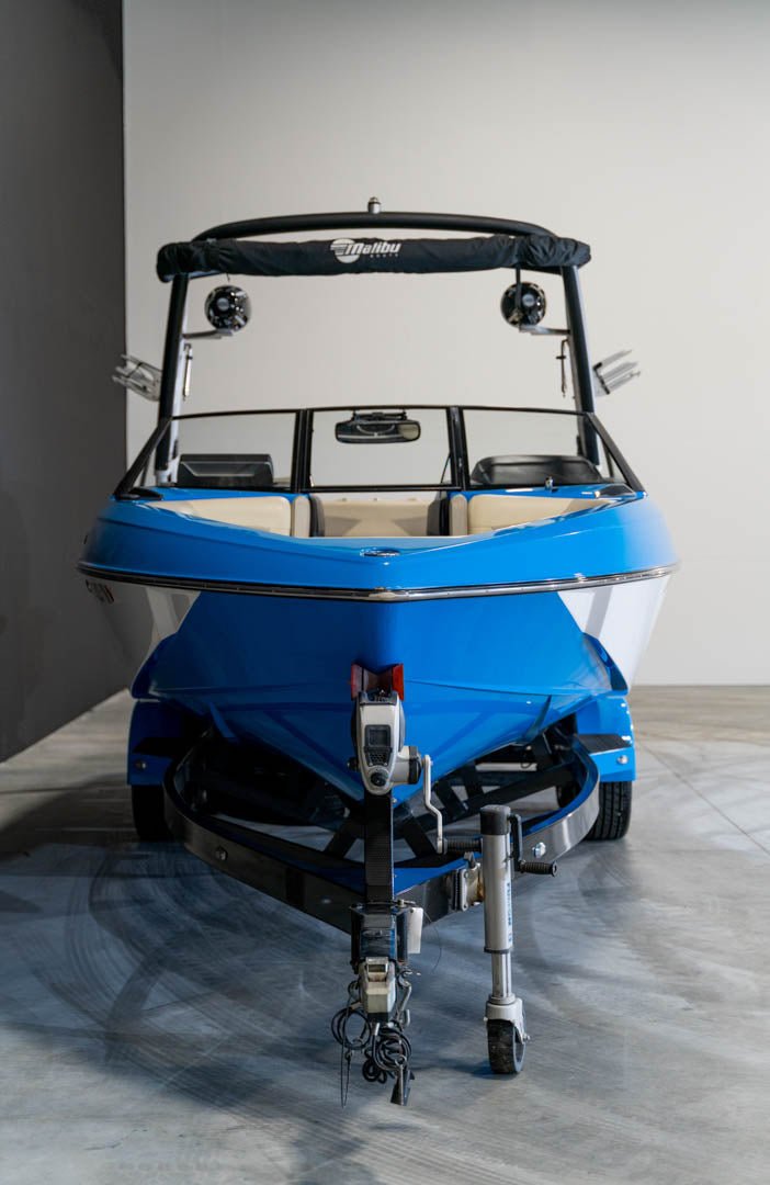 2015 Malibu 23LSV - BoardCo Boats