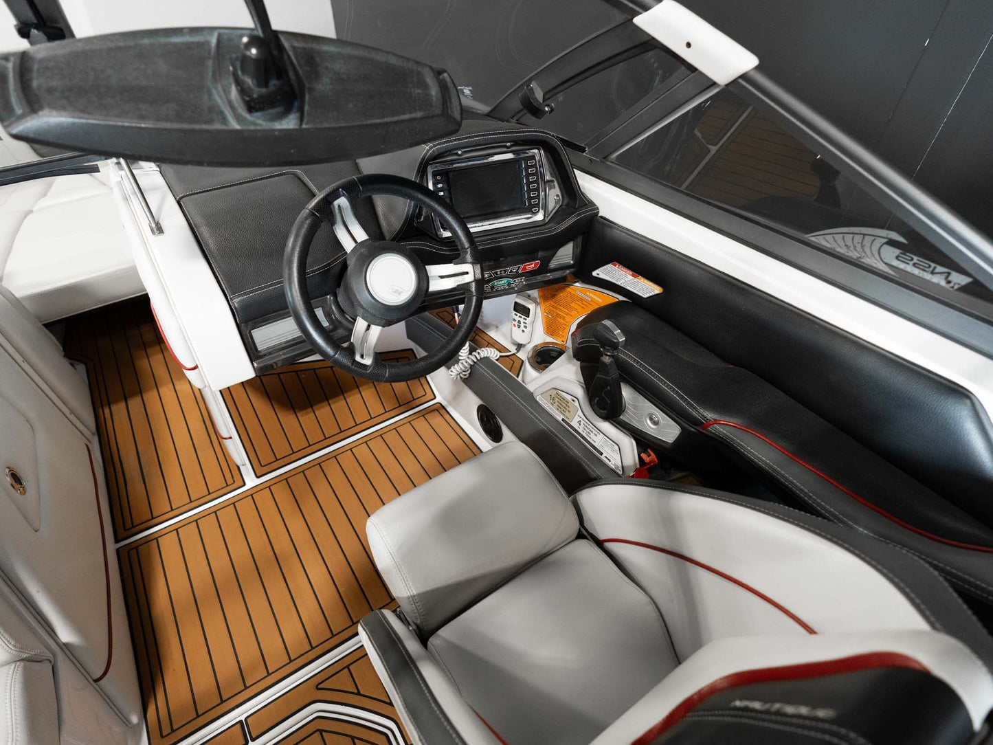 2015 Nautique G23 - Red / White - BoardCo Boats