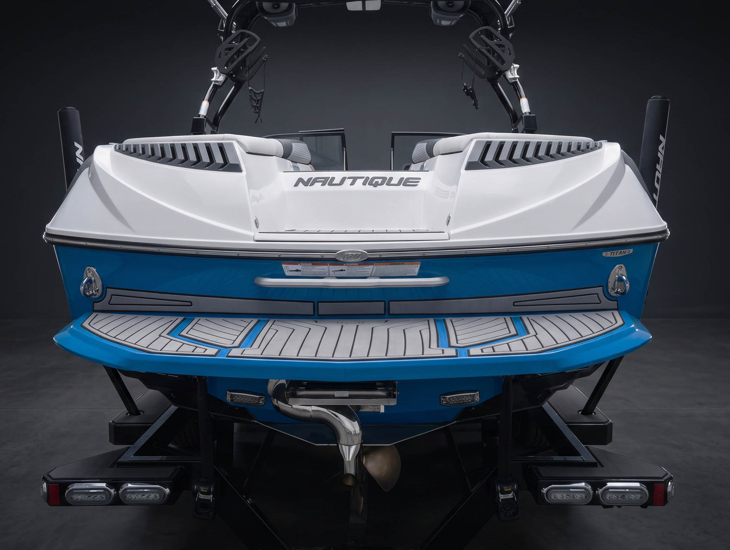 2016 Nautique G23 in White w/ White interior