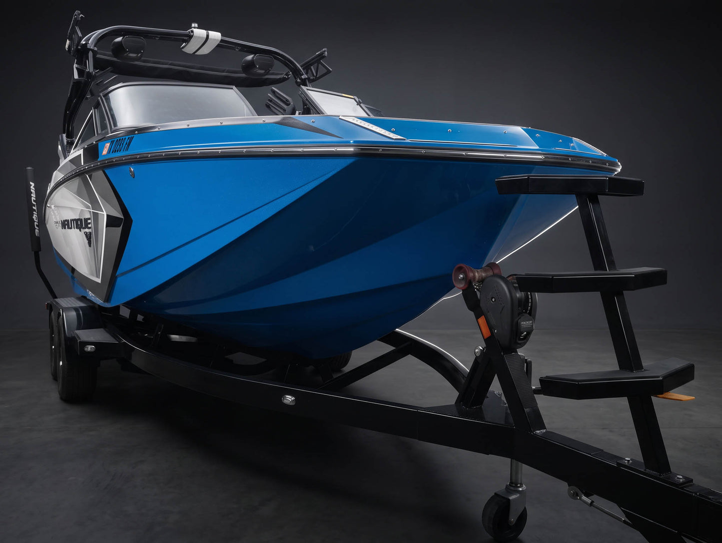 2016 Nautique G23 in White w/ White interior