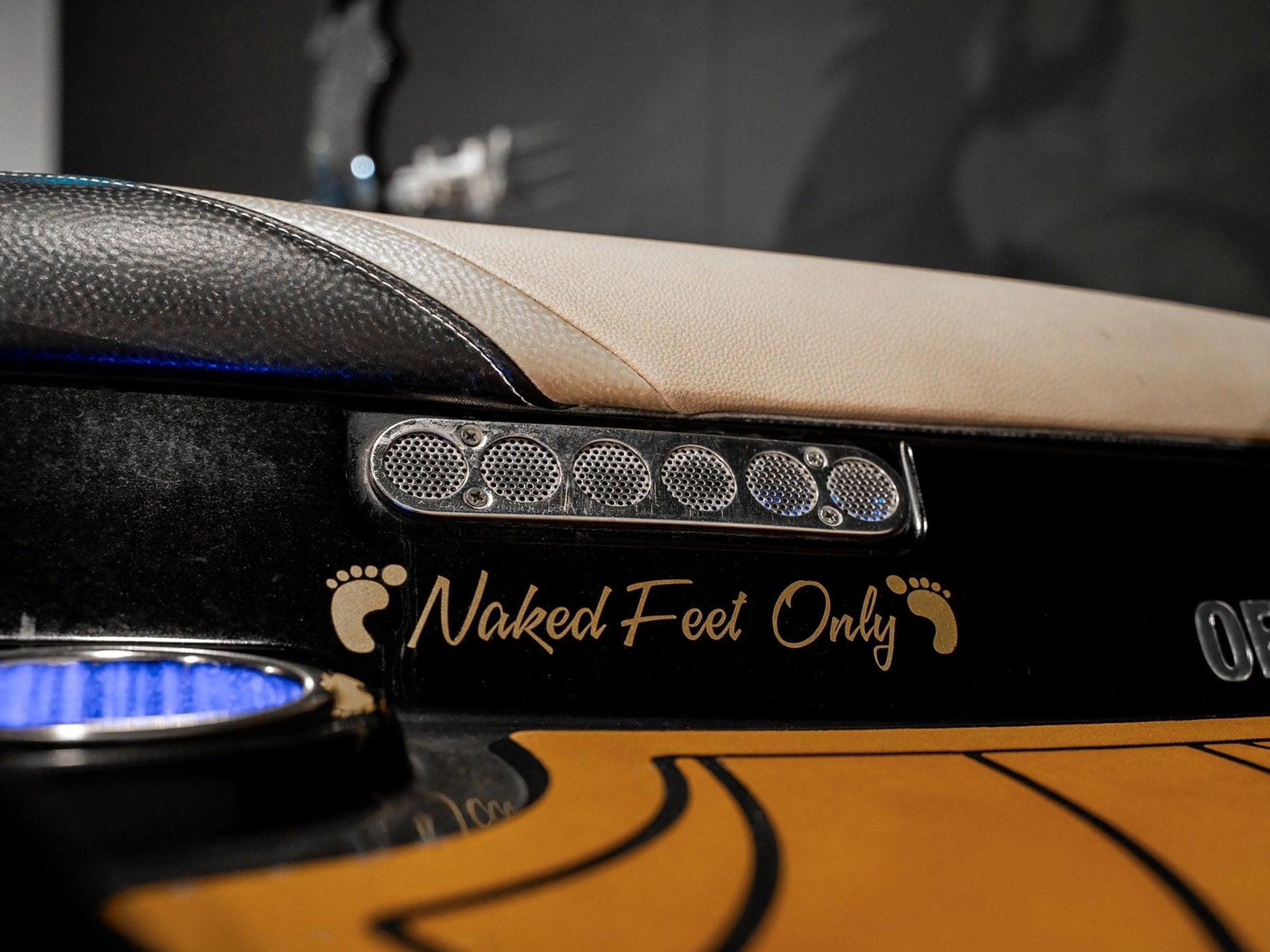 2016 Centurion FS44 - Onyx Black / Black Flake - BoardCo Boats