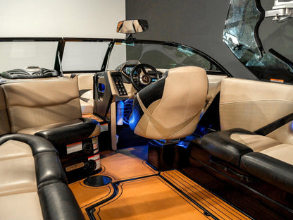 2016 Centurion FS44 - Onyx Black / Black Flake - BoardCo Boats