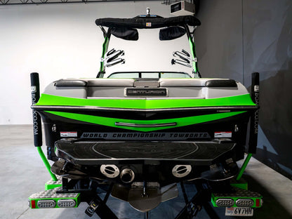 2016 Centurion Ri237 - Onyx Black / Gunmetal Flake / Lime Green - BoardCo Boats