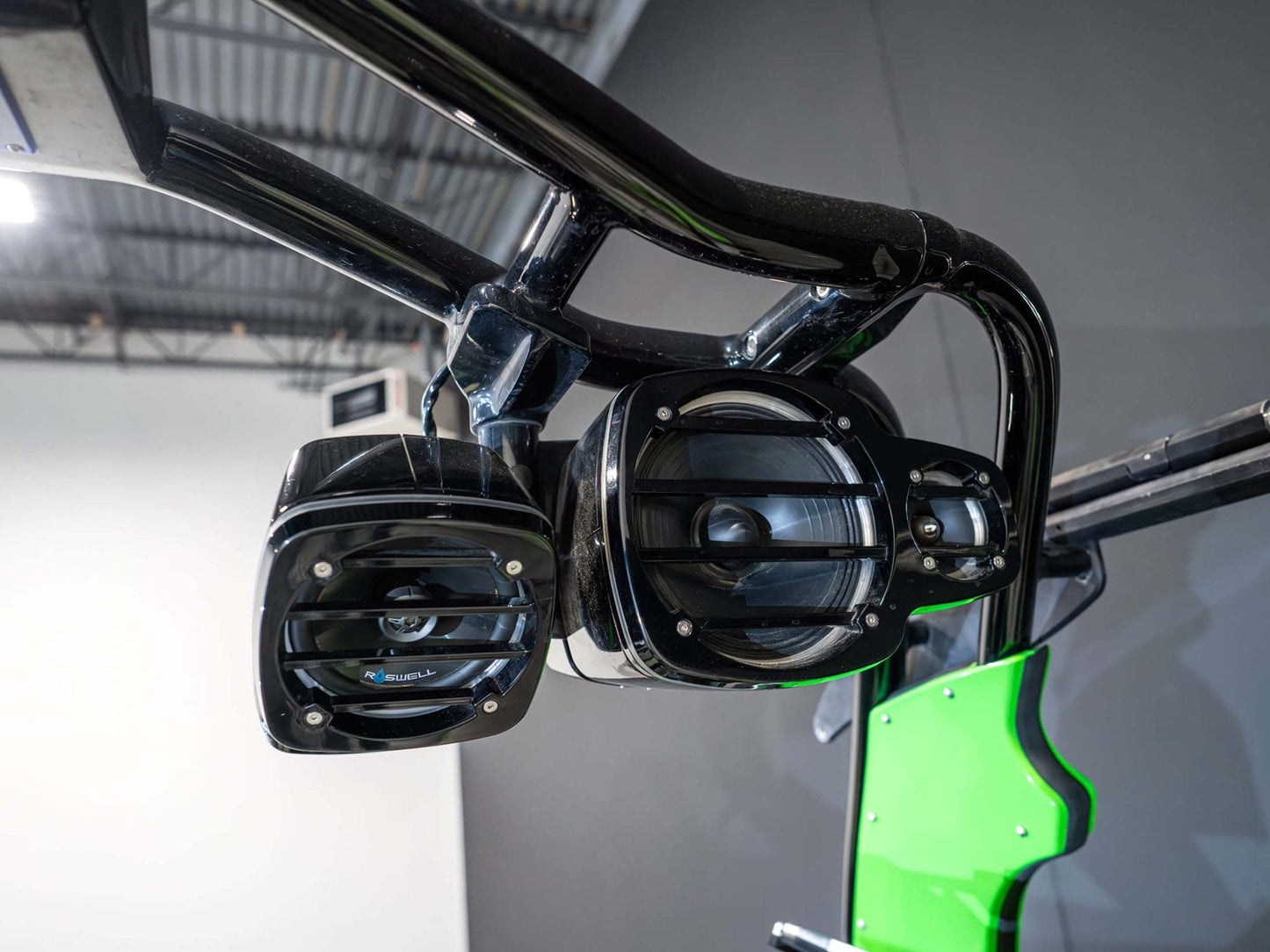 2016 Centurion Ri237 - Onyx Black / Gunmetal Flake / Lime Green - BoardCo Boats