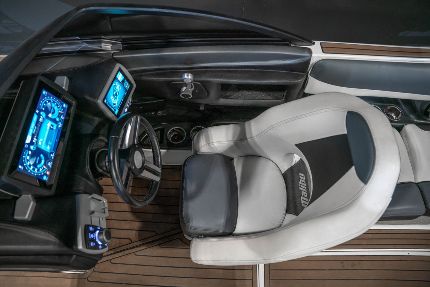 2016 Malibu 23 LSV - BoardCo Boats