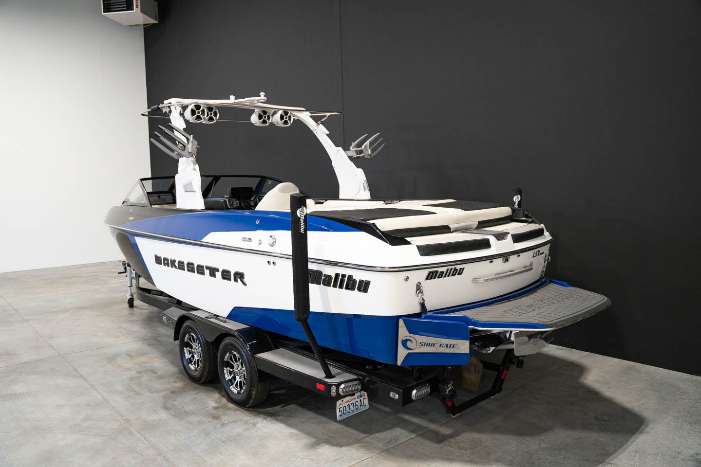 2016 Malibu 25LSV - BoardCo Boats