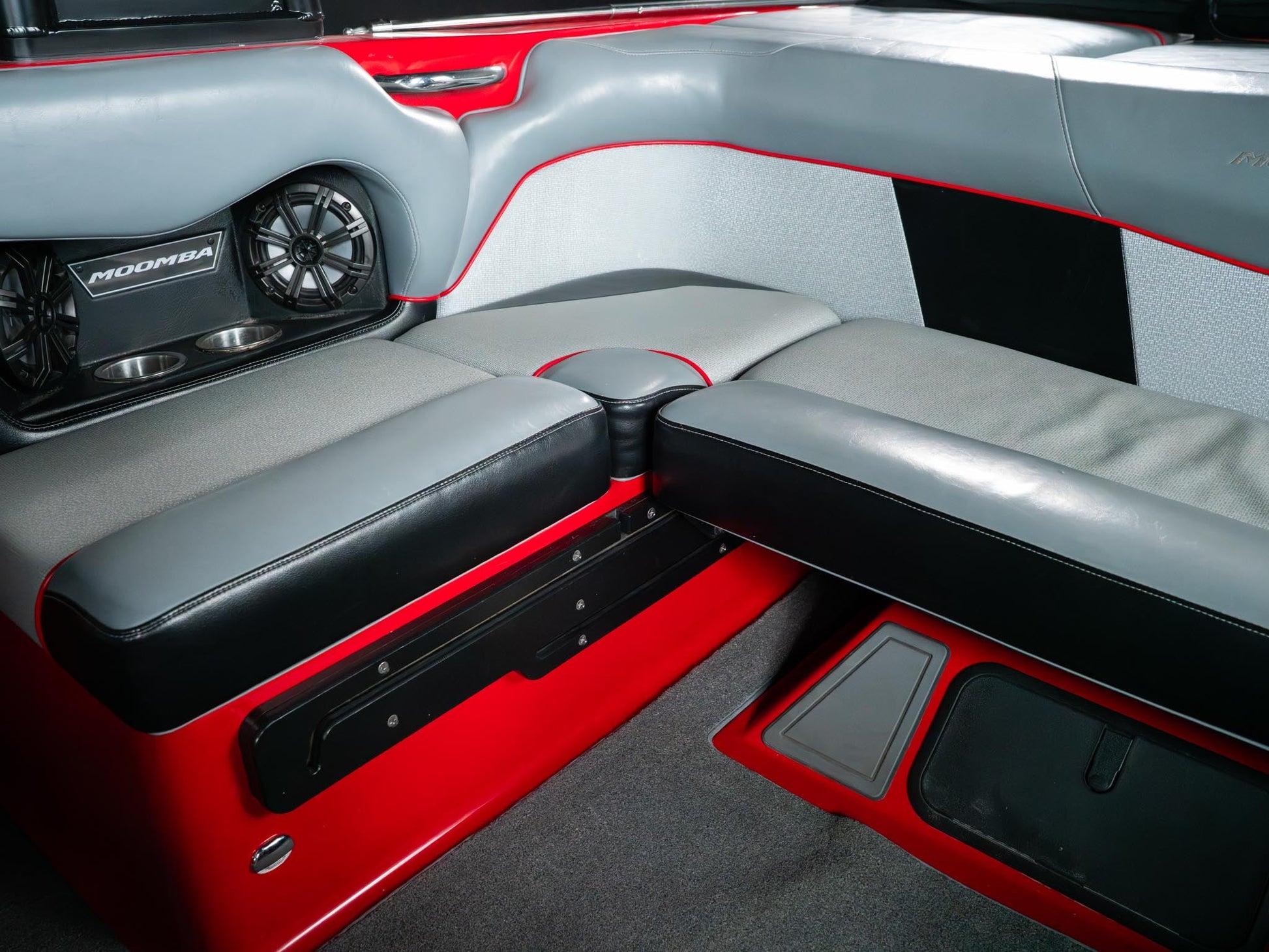 2016 Moomba Mondo - Red / Black - BoardCo