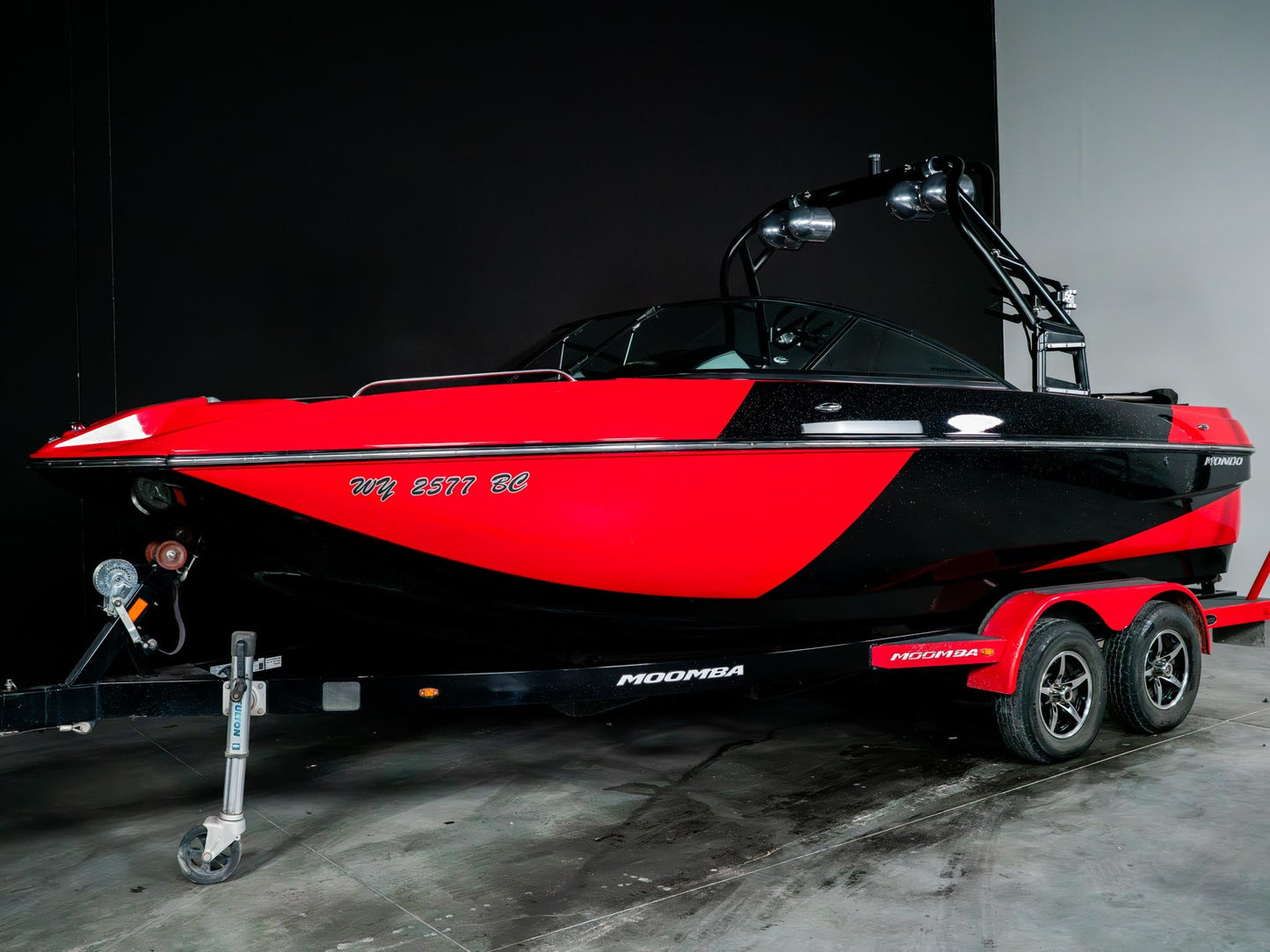 2016 Moomba Mondo - Red / Black - BoardCo