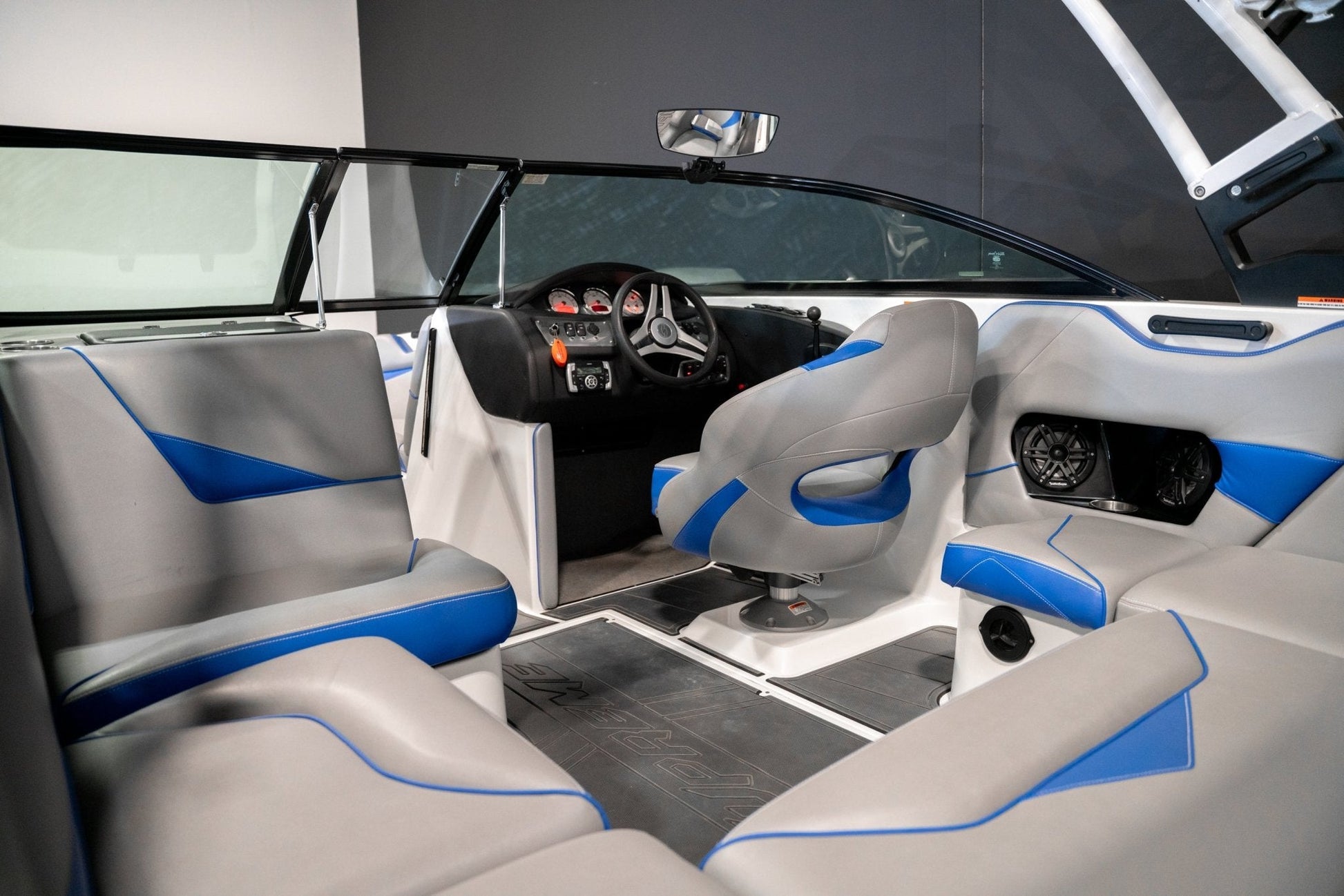 2016 Supreme S211 - White - Blue - BoardCo Boats