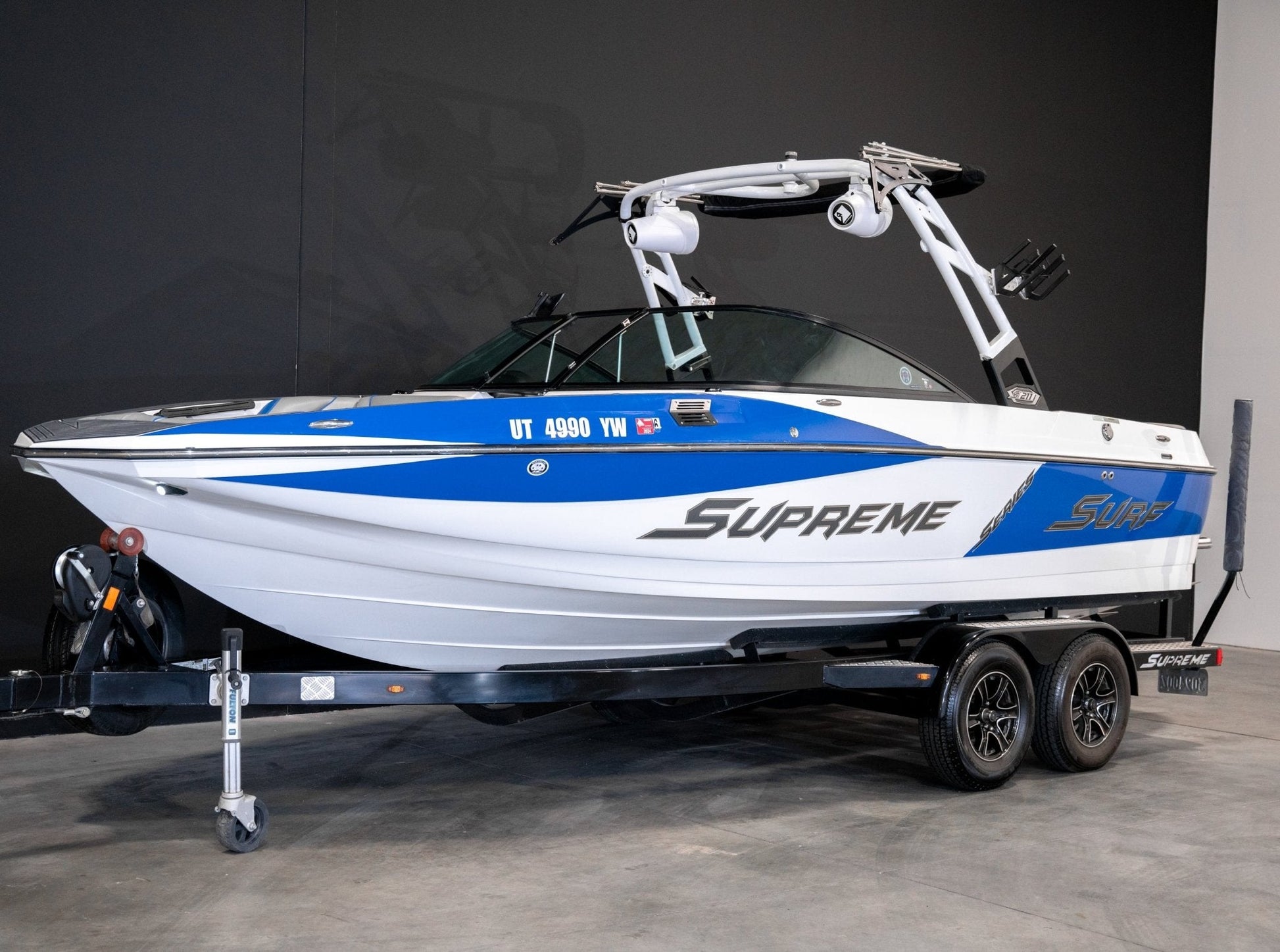 2016 Supreme S211 - White - Blue - BoardCo Boats