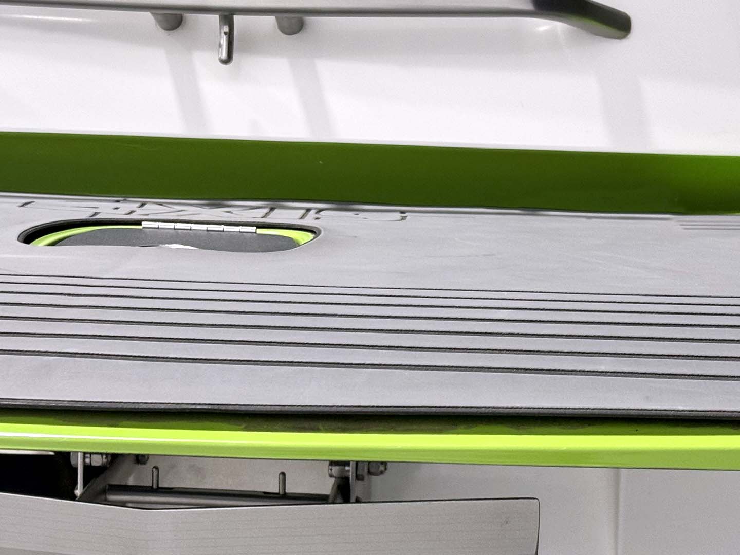 2017 Axis A22 - White / Green - BoardCo Boats