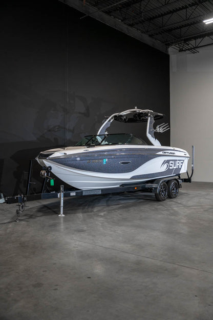 2017 Centurion Ri217 - BoardCo Boats