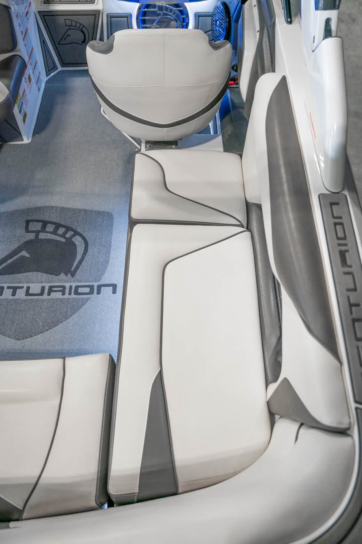 2017 Centurion Ri217 - BoardCo Boats