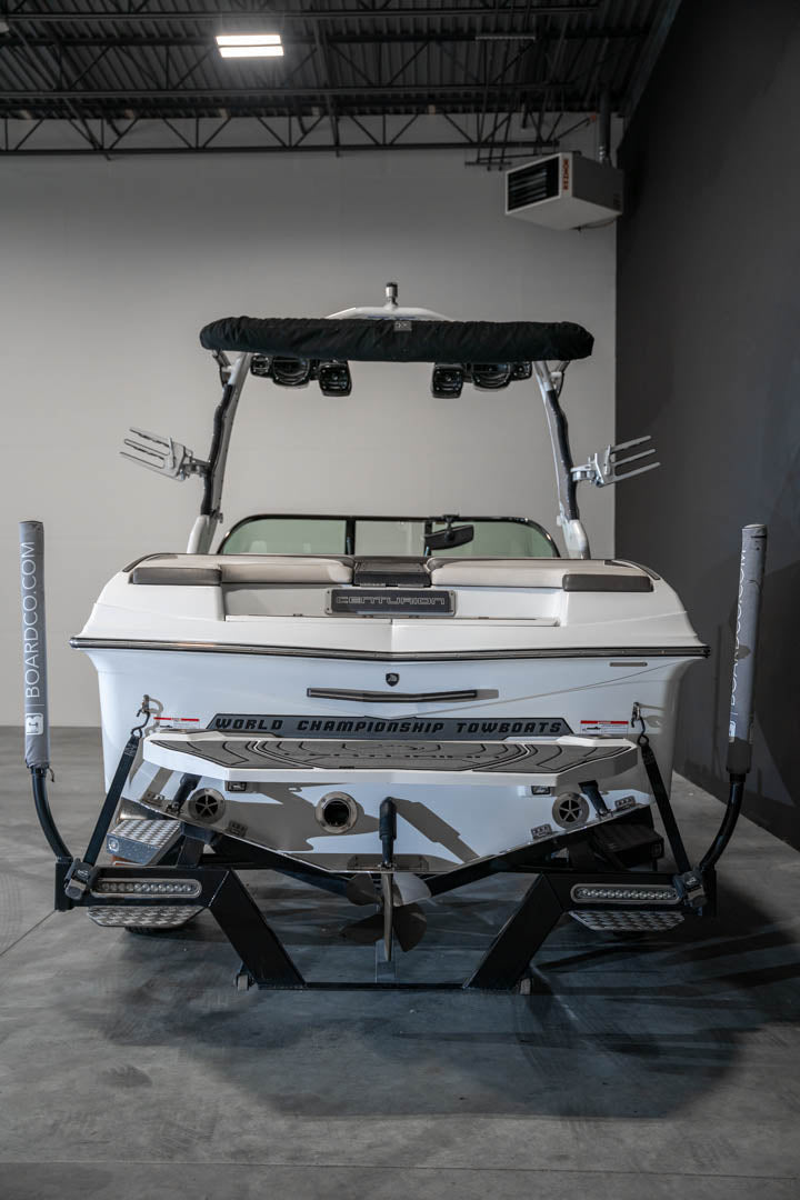 2017 Centurion Ri217 - BoardCo Boats