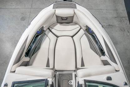 2017 Centurion Ri217 - BoardCo Boats