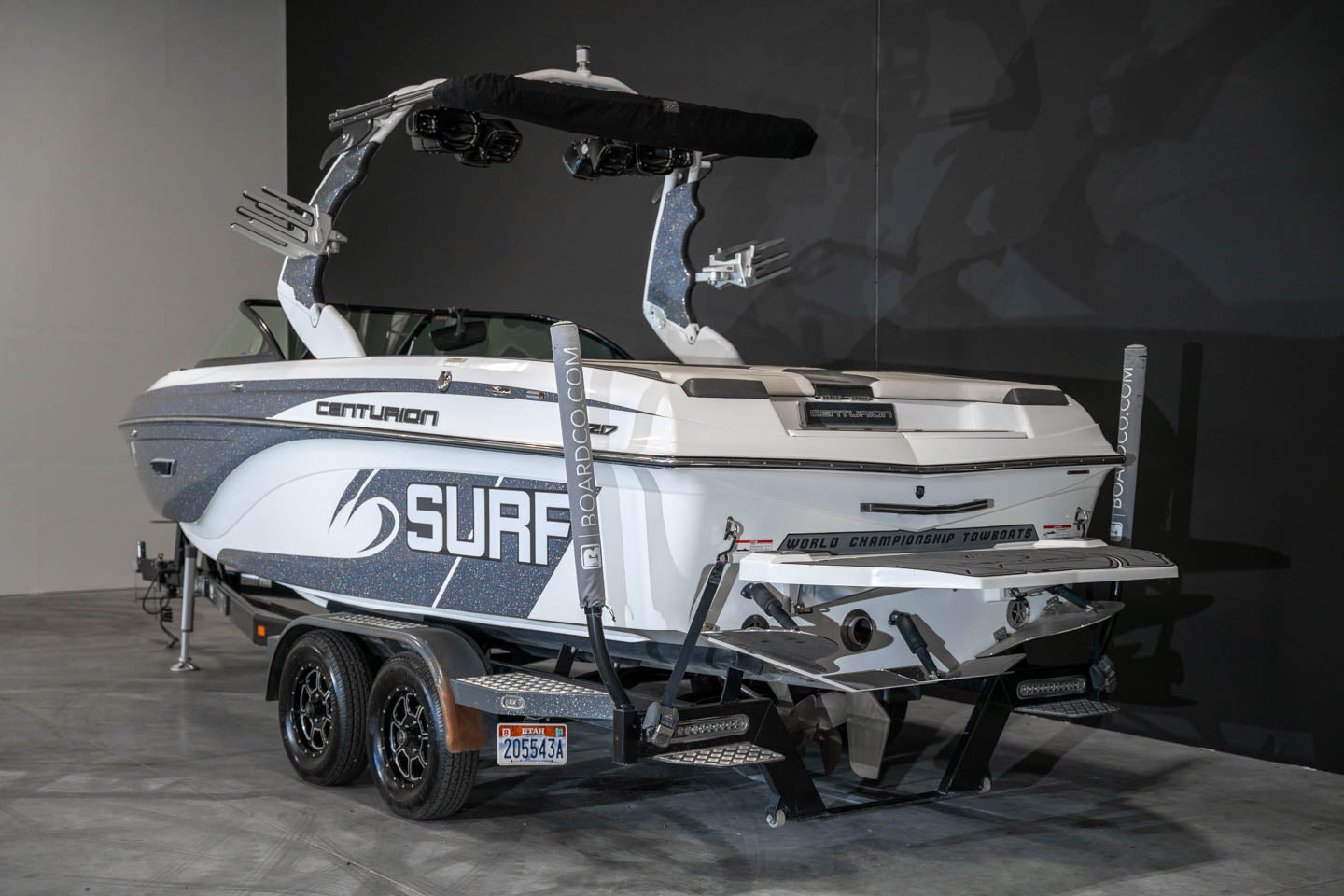 2017 Centurion Ri217 - BoardCo Boats