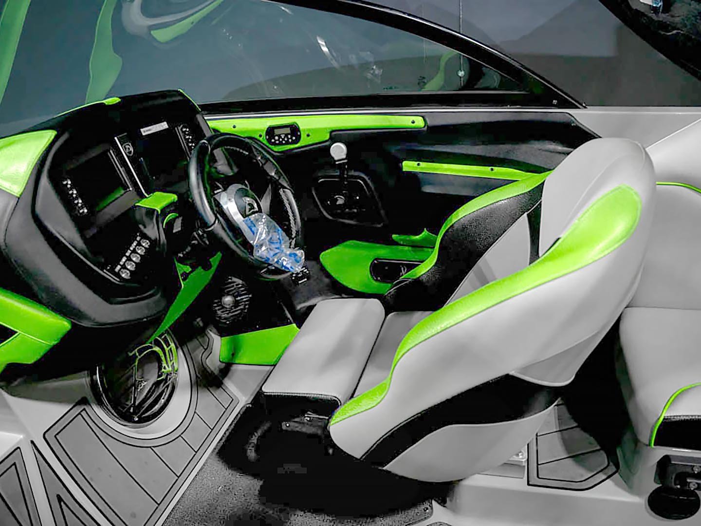 2017 Centurion Ri217 - Green / Black / Gun - BoardCo