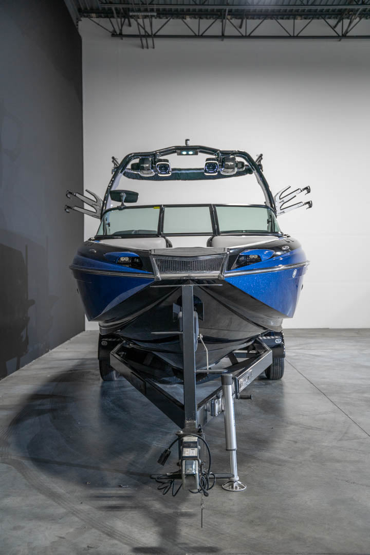2017 Centurion RI237 - BoardCo Boats