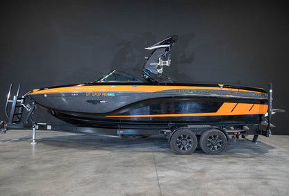 2017 Centurion Ri237 Black Flake / Orange - BoardCo Boats