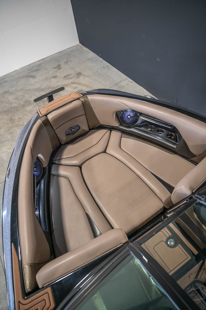 2017 Centurion Ri257 - BoardCo