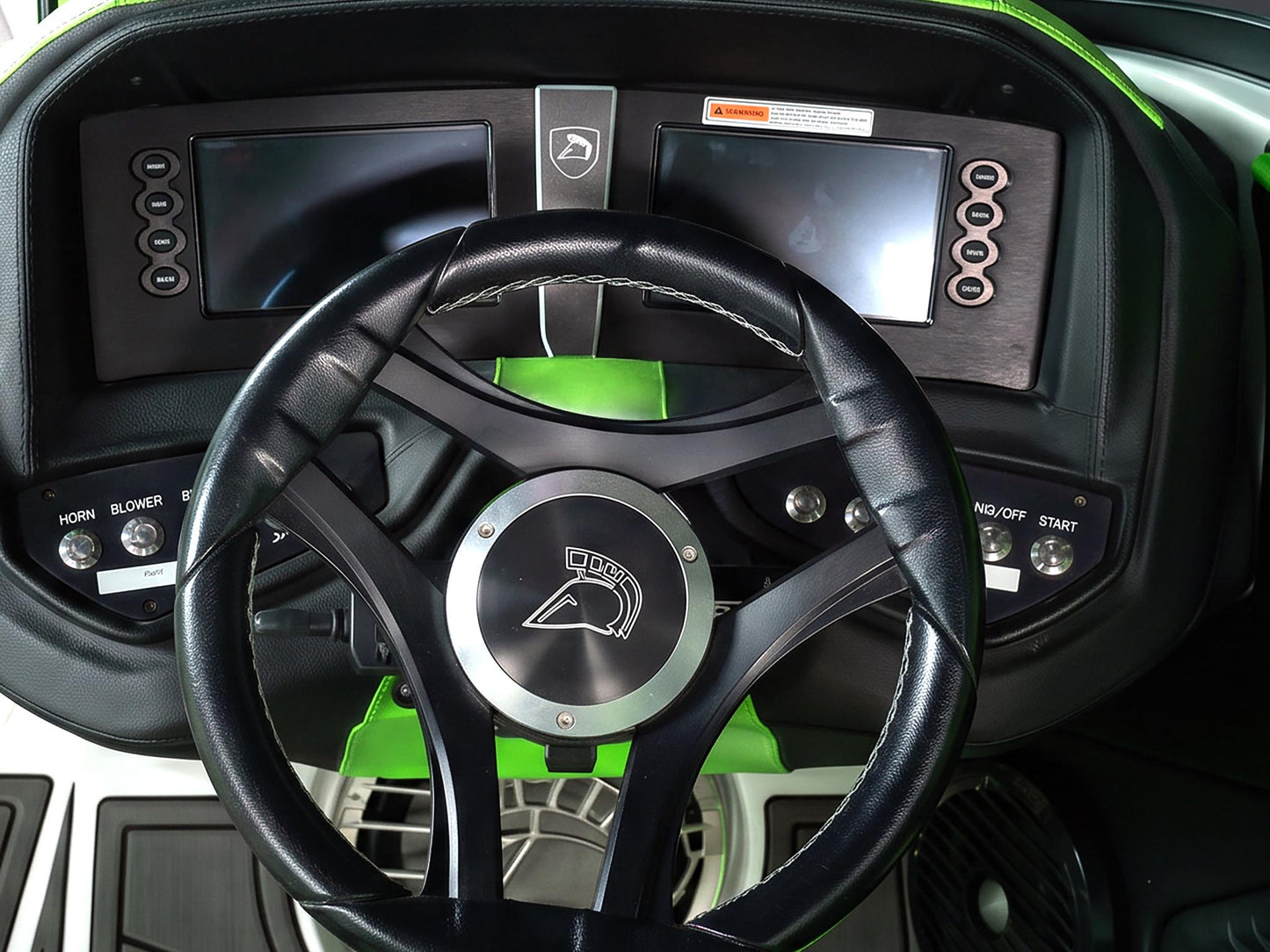 2017 Centurion Ri257 - White / Gunmetal Flake / Green