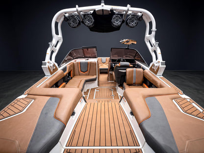 2017 Nautique G23 in Rootbeer Flake / White