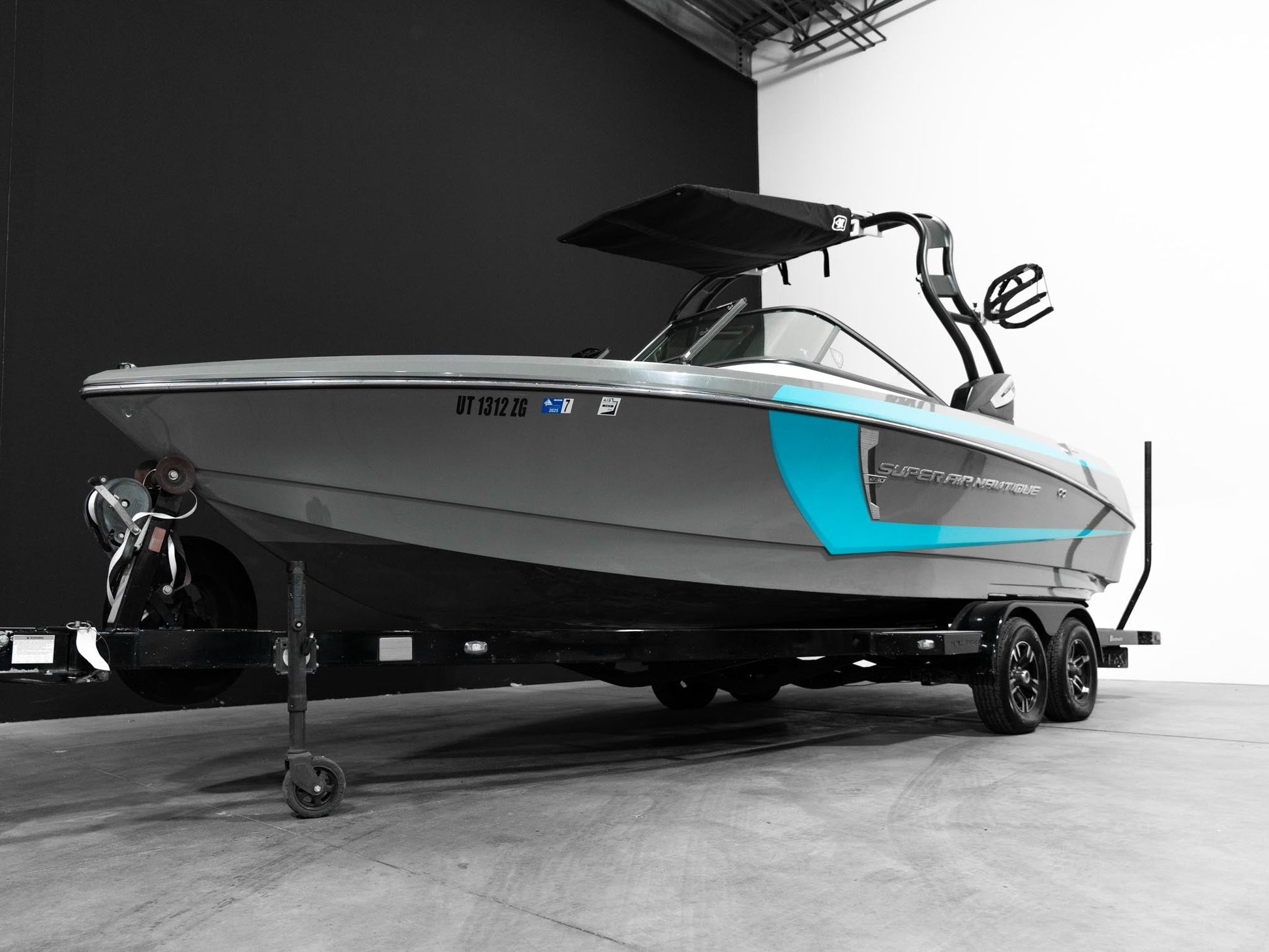2017 Super Air Nautique 230 - Grey / Reef Blue - BoardCo Boats