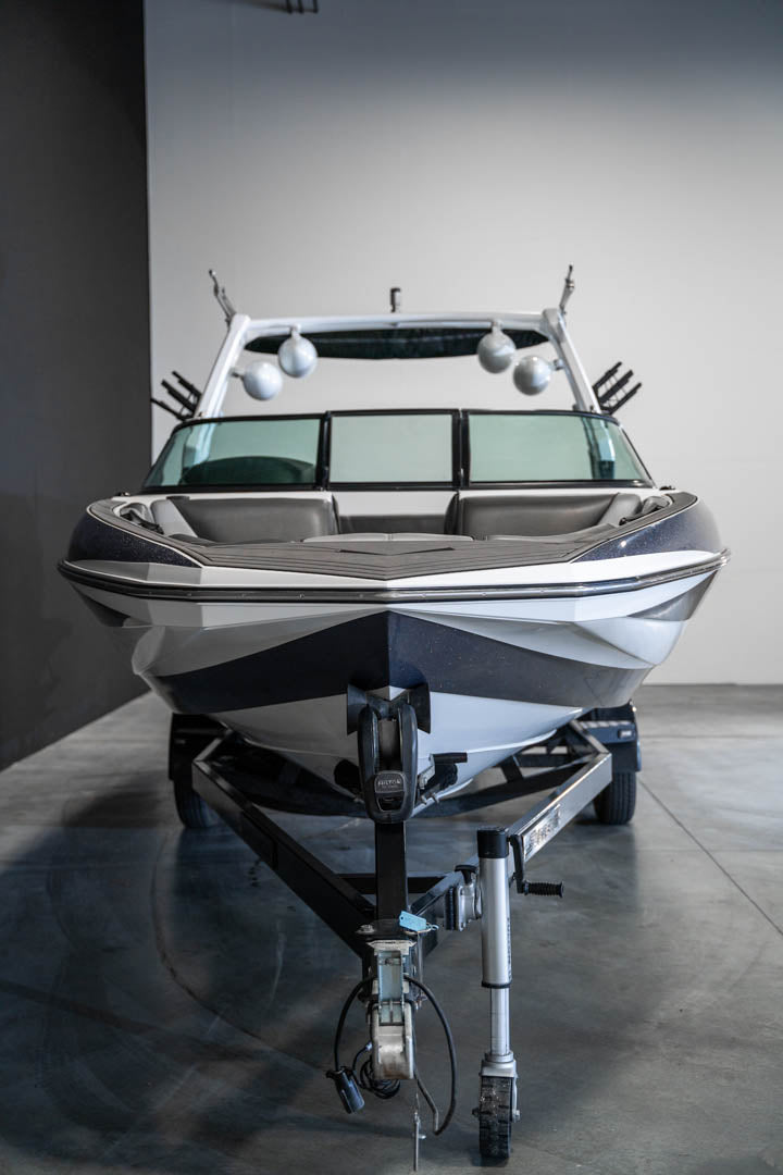 2017 Supreme S238 Gun Metal Flake White - BoardCo Boats