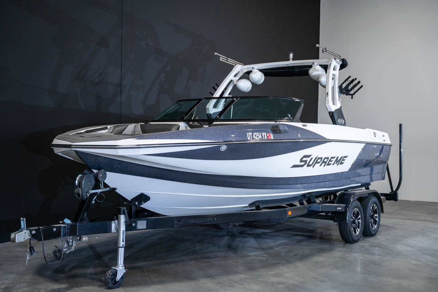 2017 Supreme S238 Gun Metal Flake White - BoardCo Boats