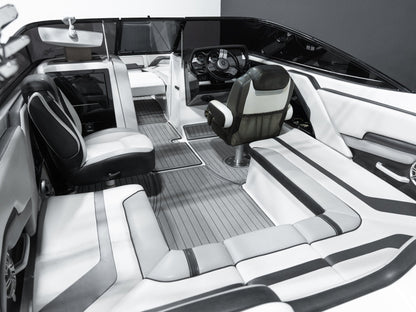 2017 Yamaha 242x - BoardCo Boats