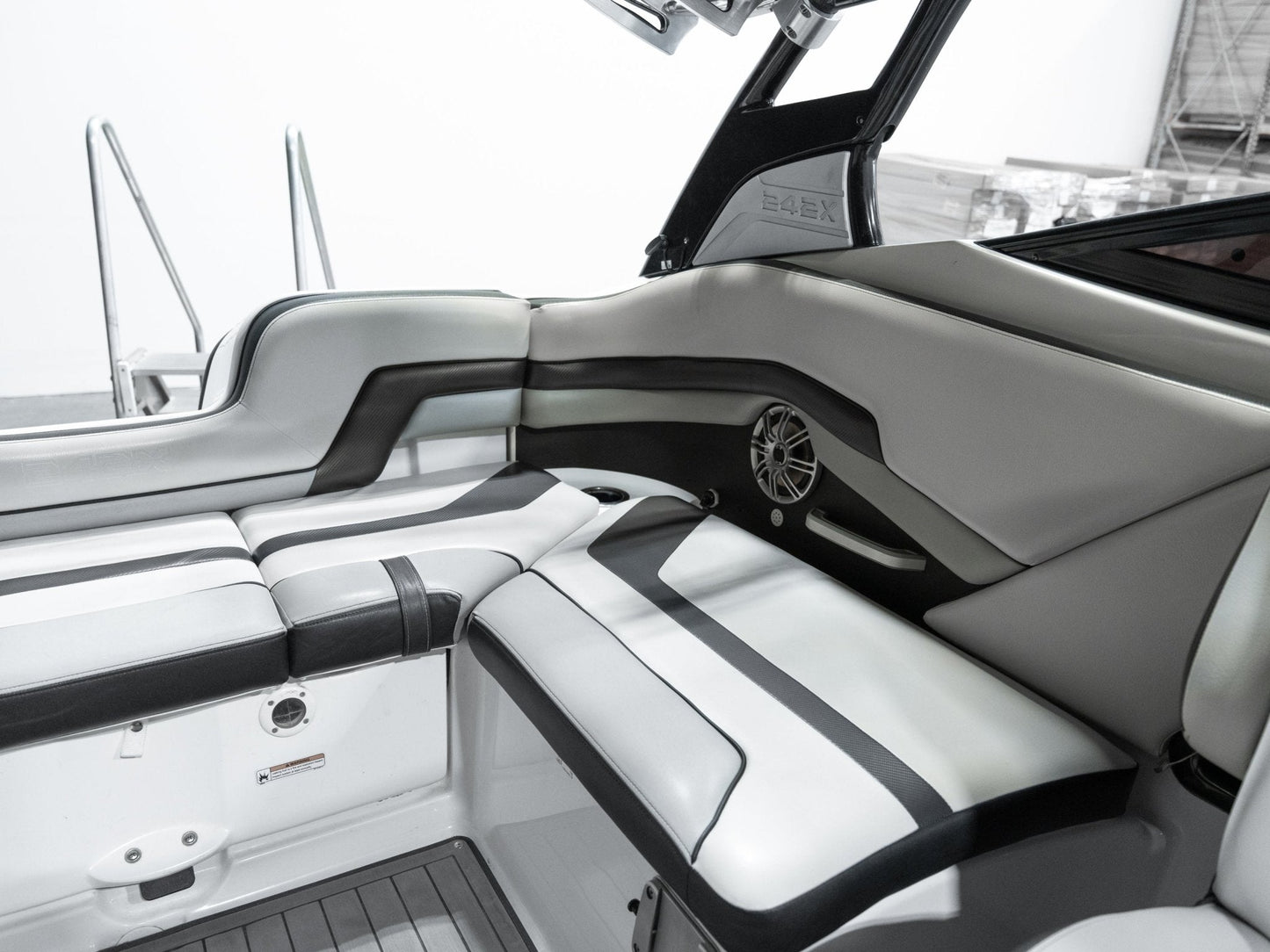 2017 Yamaha 242x - BoardCo Boats