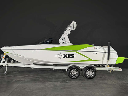 2018 Axis A22 - Green / White - BoardCo