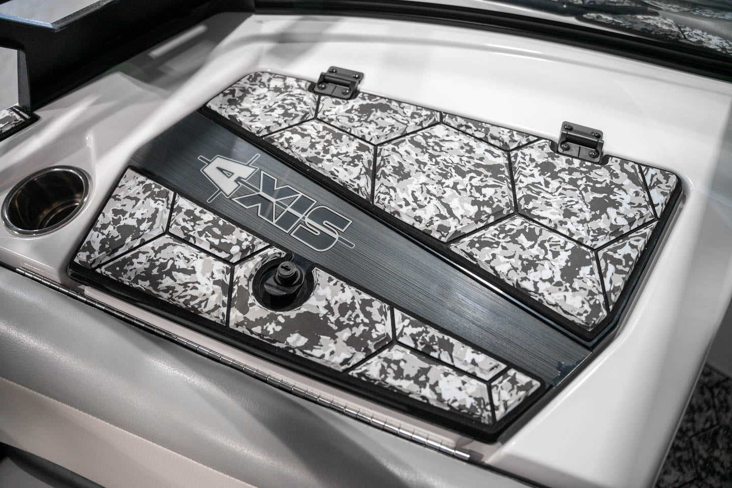 2018 Axis A24 - BoardCo Boats
