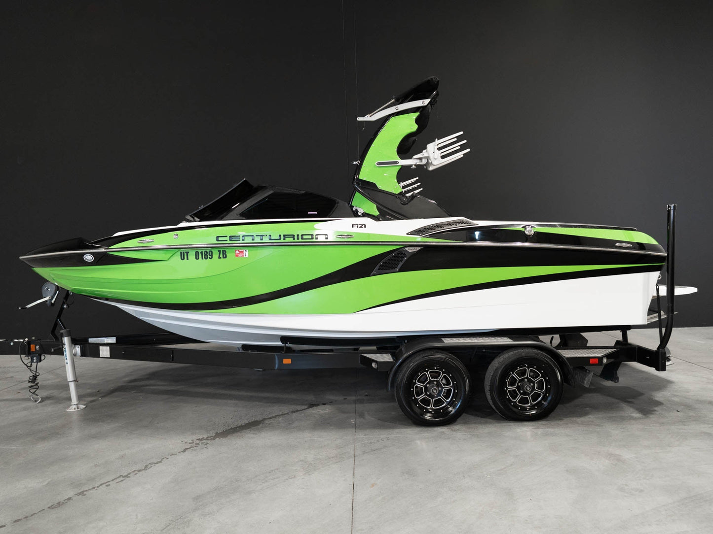2018 Centurion Fi21 - Green / Black / White - BoardCo Boats