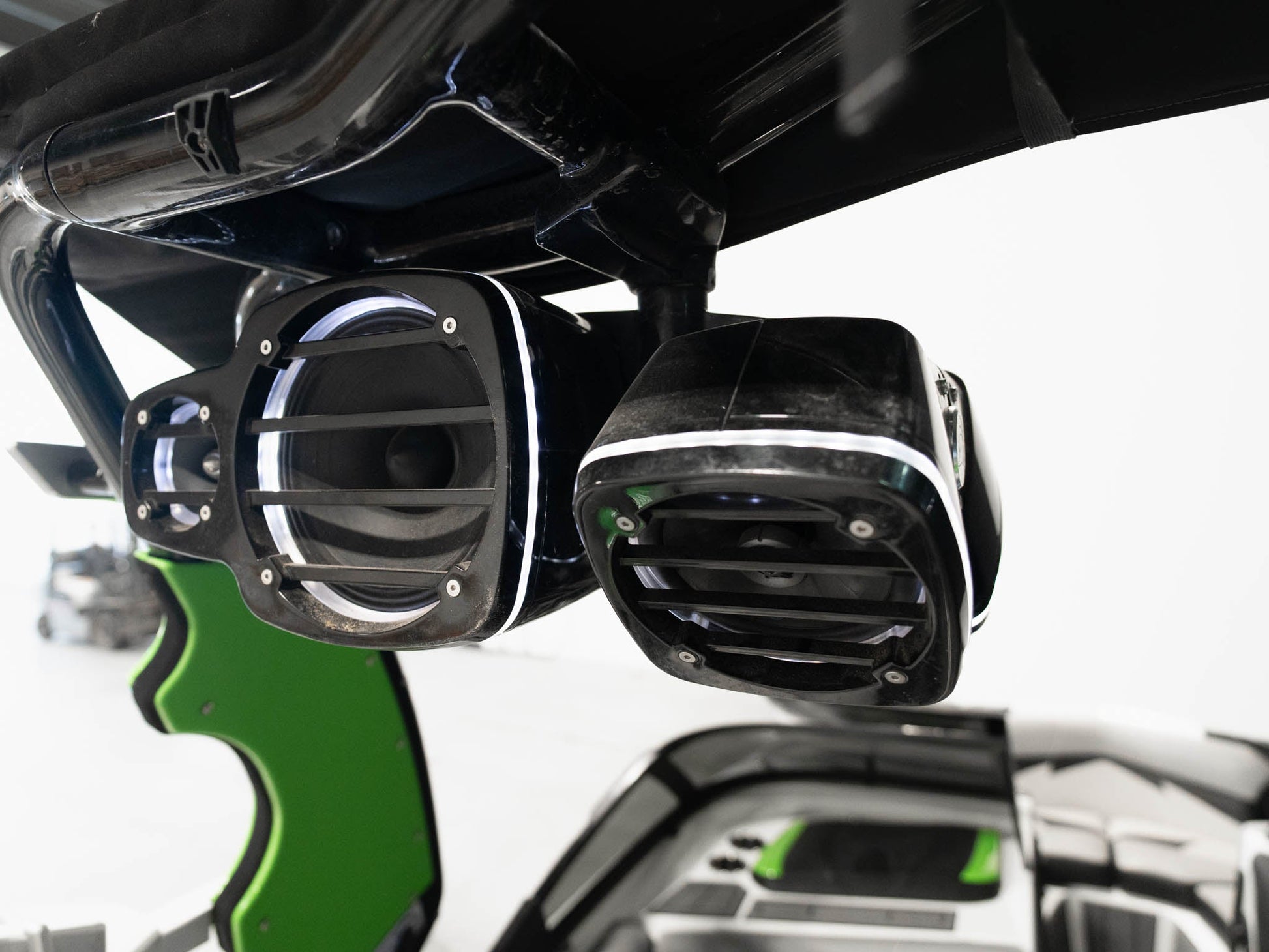 2018 Centurion Fi21 - Green / Black / White - BoardCo Boats