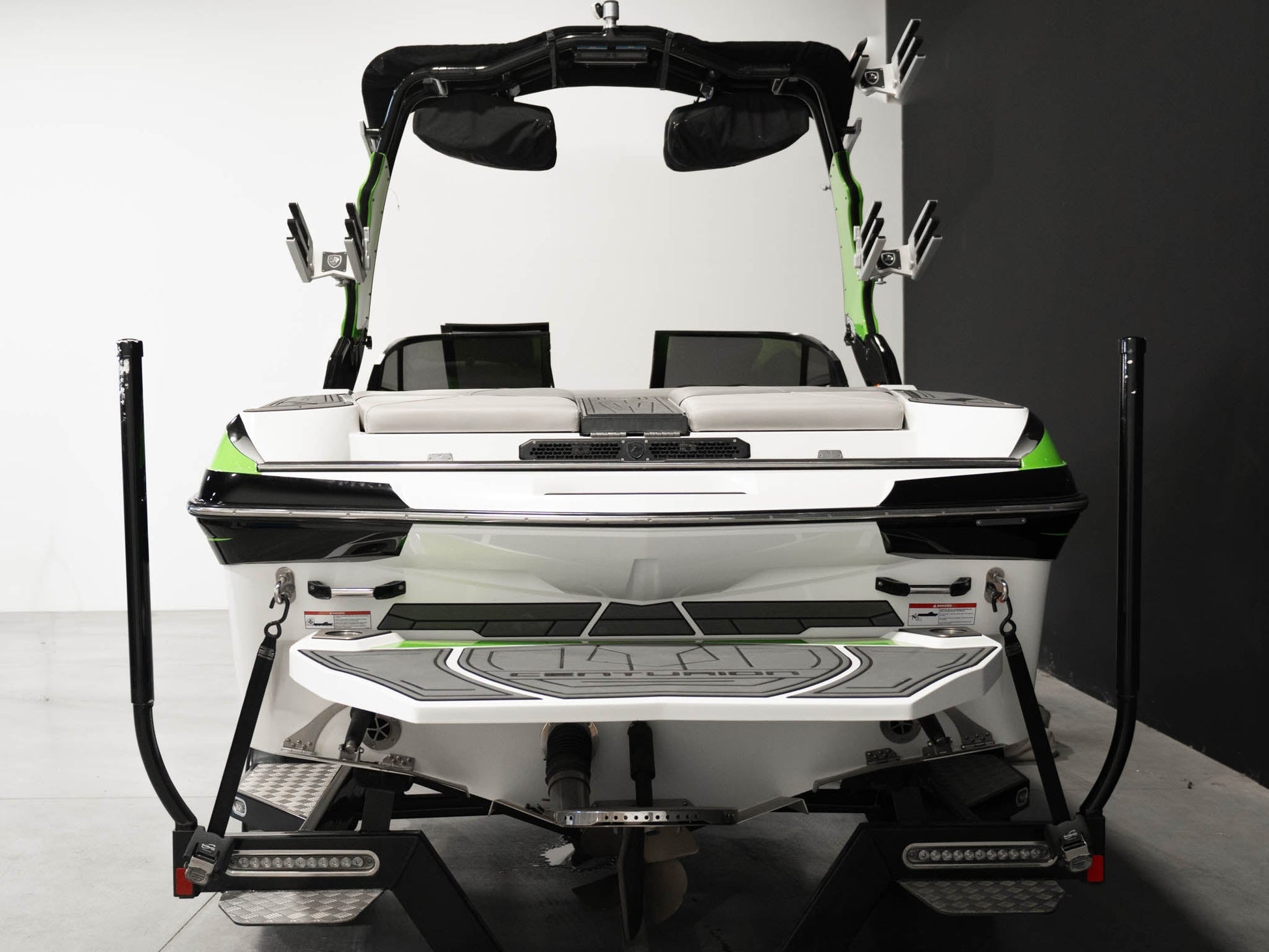 2018 Centurion Fi21 - Green / Black / White - BoardCo Boats