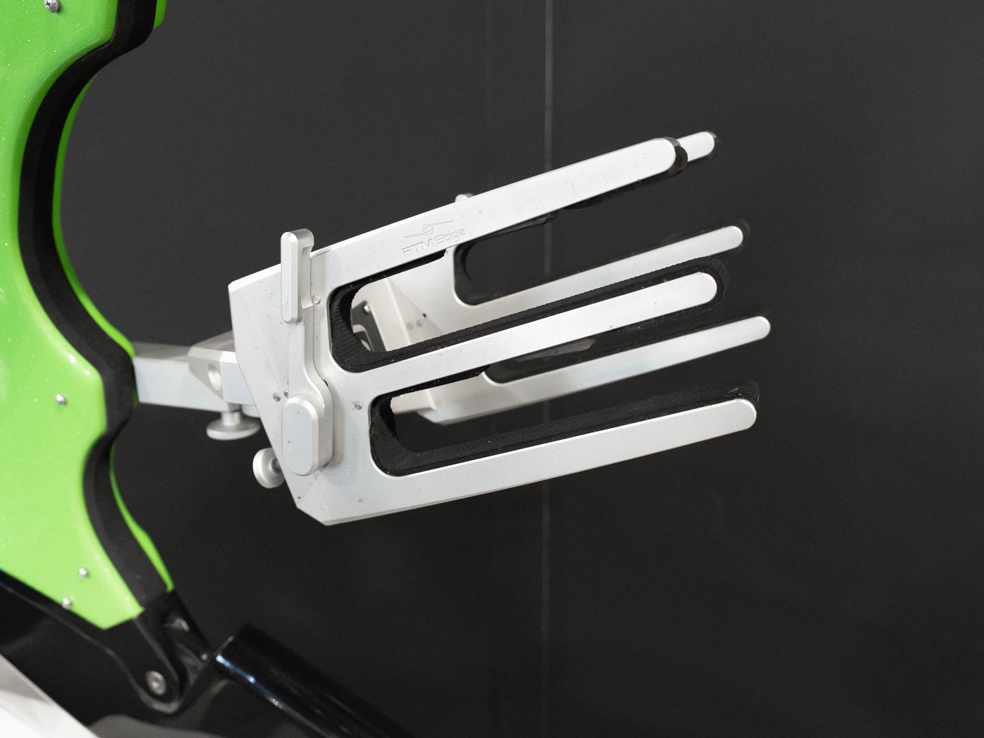 2018 Centurion Fi21 - Green / Black / White - BoardCo Boats