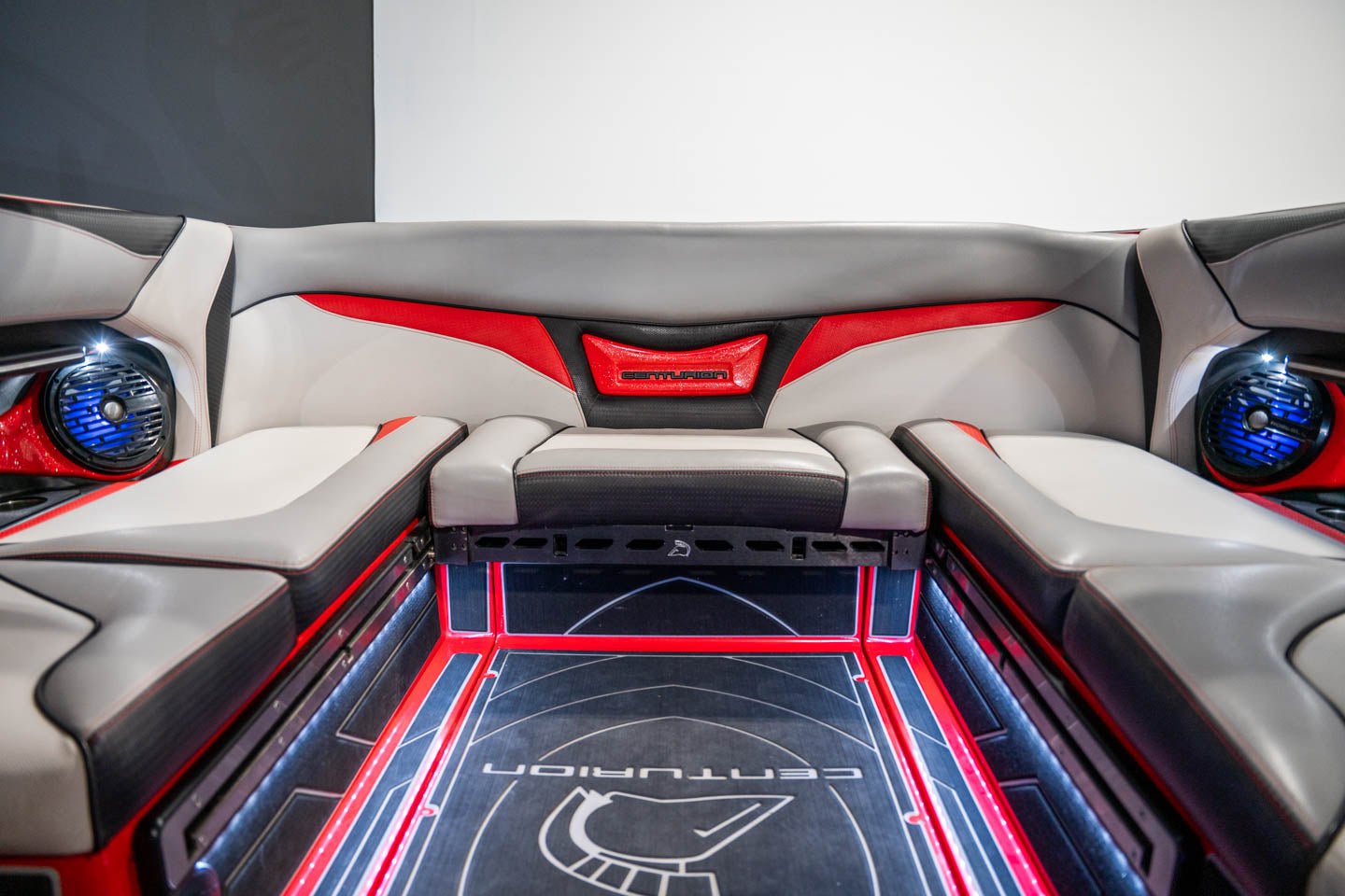 2018 Centurion Ri217 - BoardCo Boats