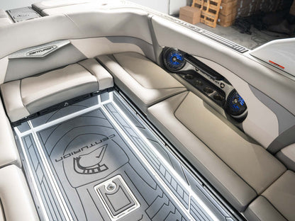 2018 Centurion Ri257 - White / Grey - BoardCo Boats