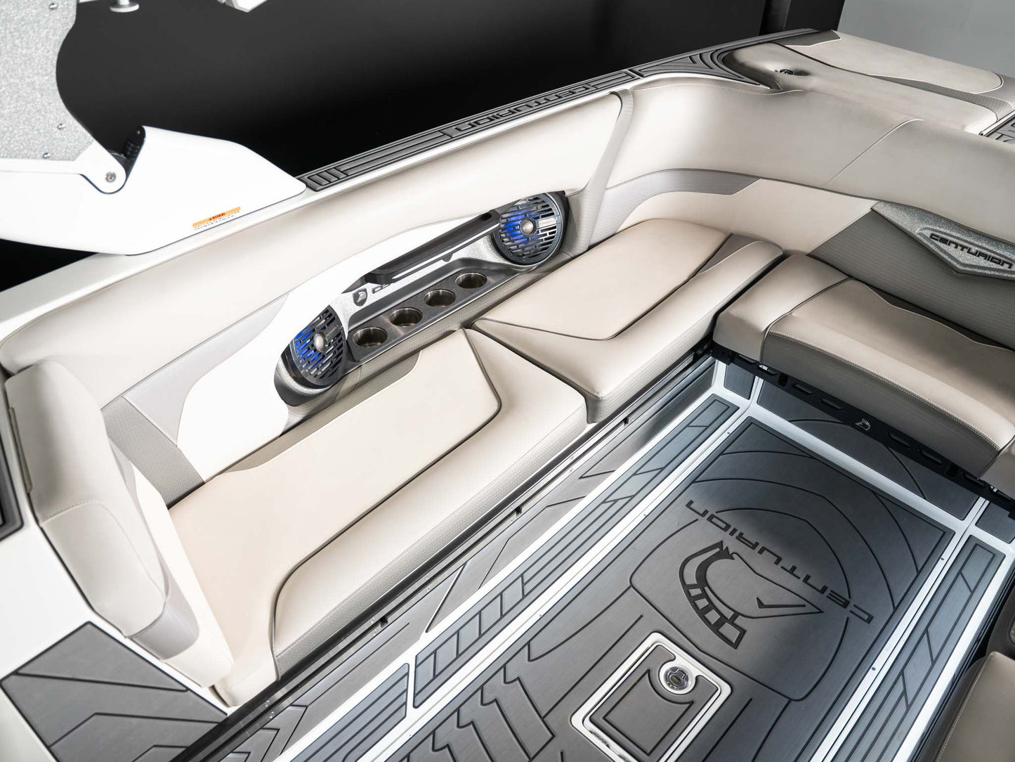 2018 Centurion Ri257 - White / Grey - BoardCo Boats