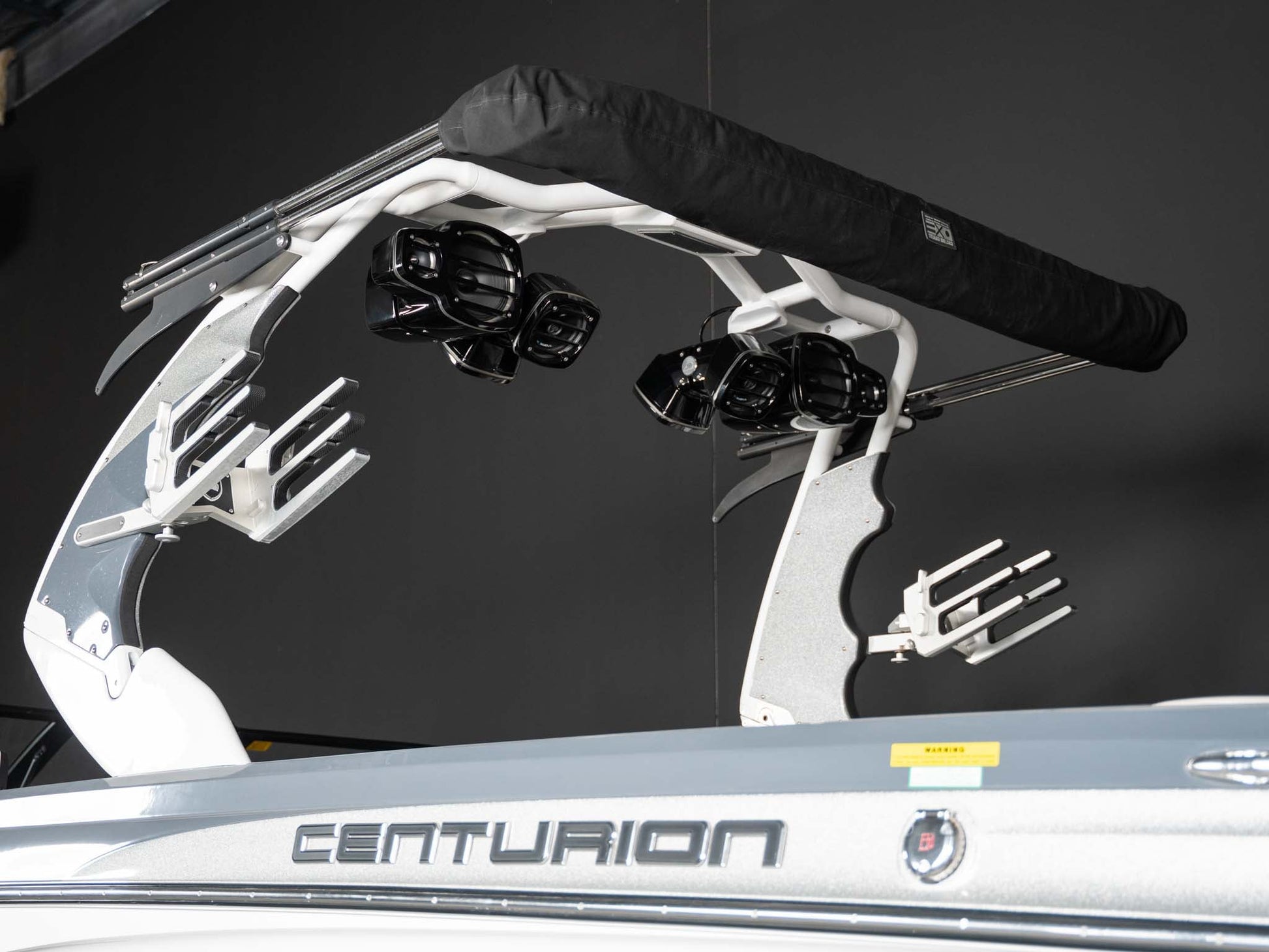 2018 Centurion Ri257 - White / Grey - BoardCo Boats