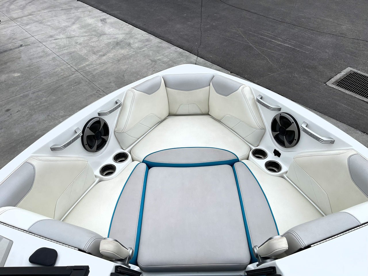 2018 Malibu 23 LSV - BoardCo Boats