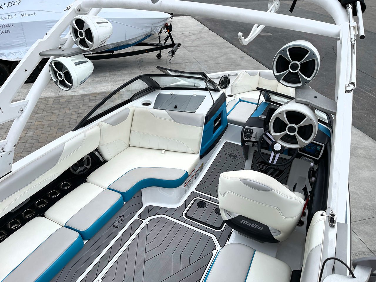 2018 Malibu 23 LSV - BoardCo Boats