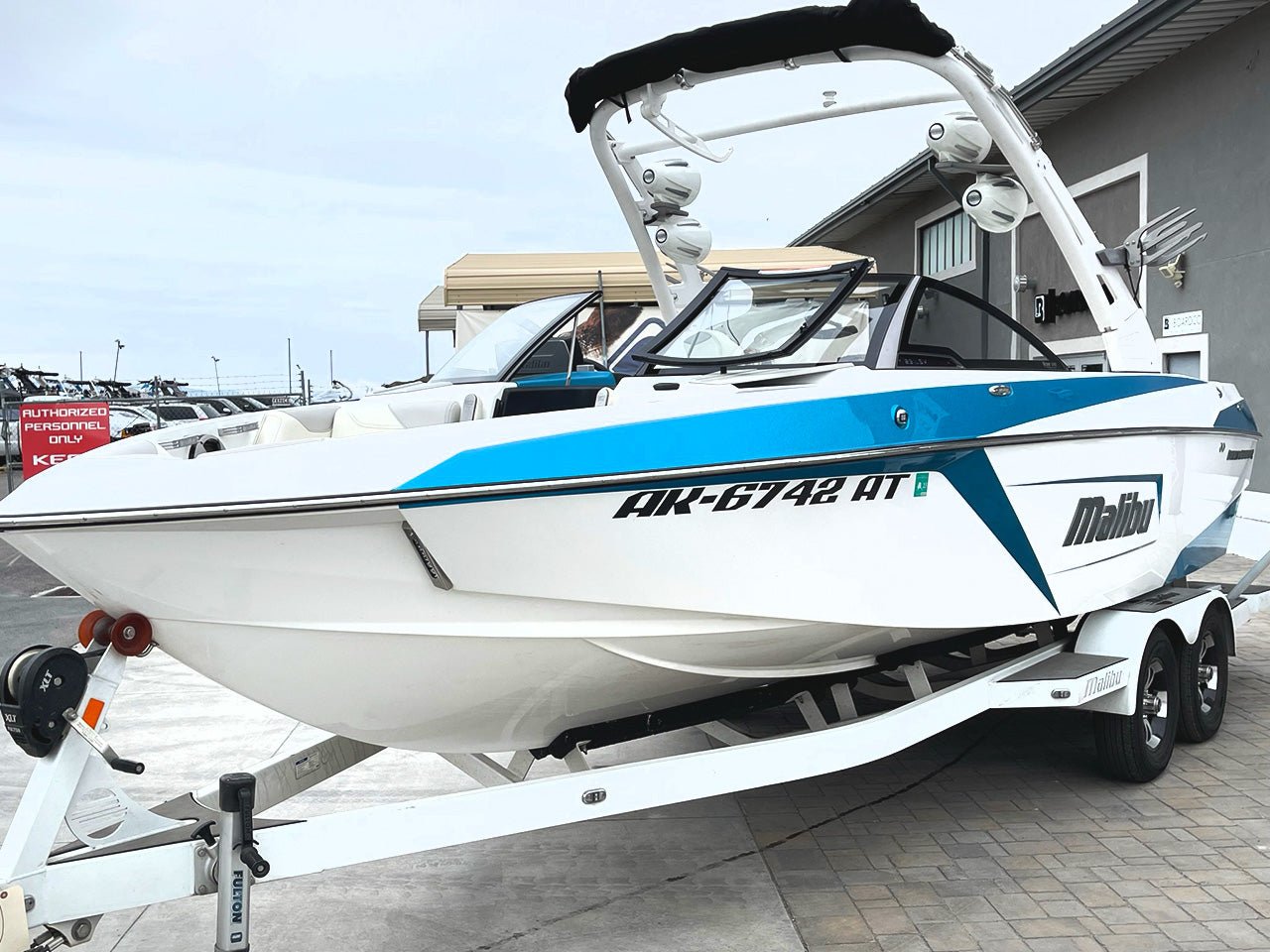 2018 Malibu 23 LSV - BoardCo Boats